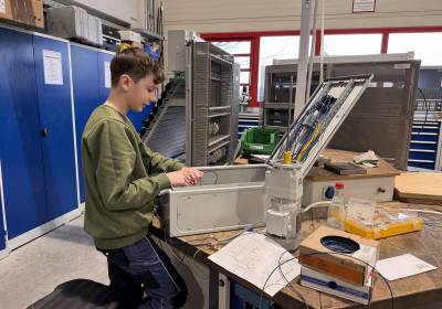 Joshua_Industrie_Elektro_original_copy_1_copy_1