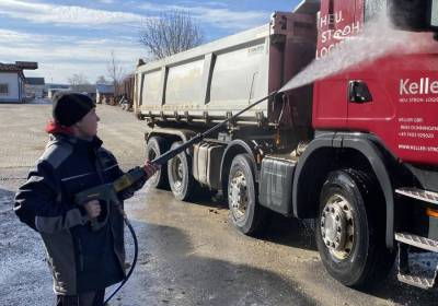 Nick_Keller_Heu_und_Stroh_original_copy_1_copy_1