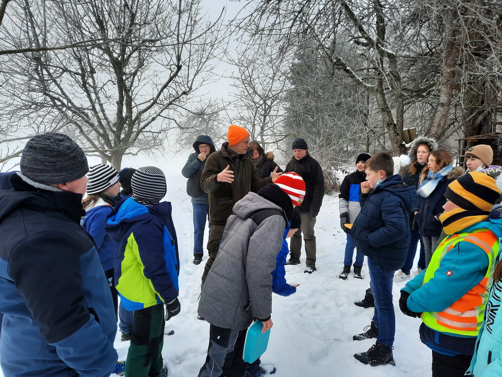 Auf Tierspurensuche im Schnee unterwegs
