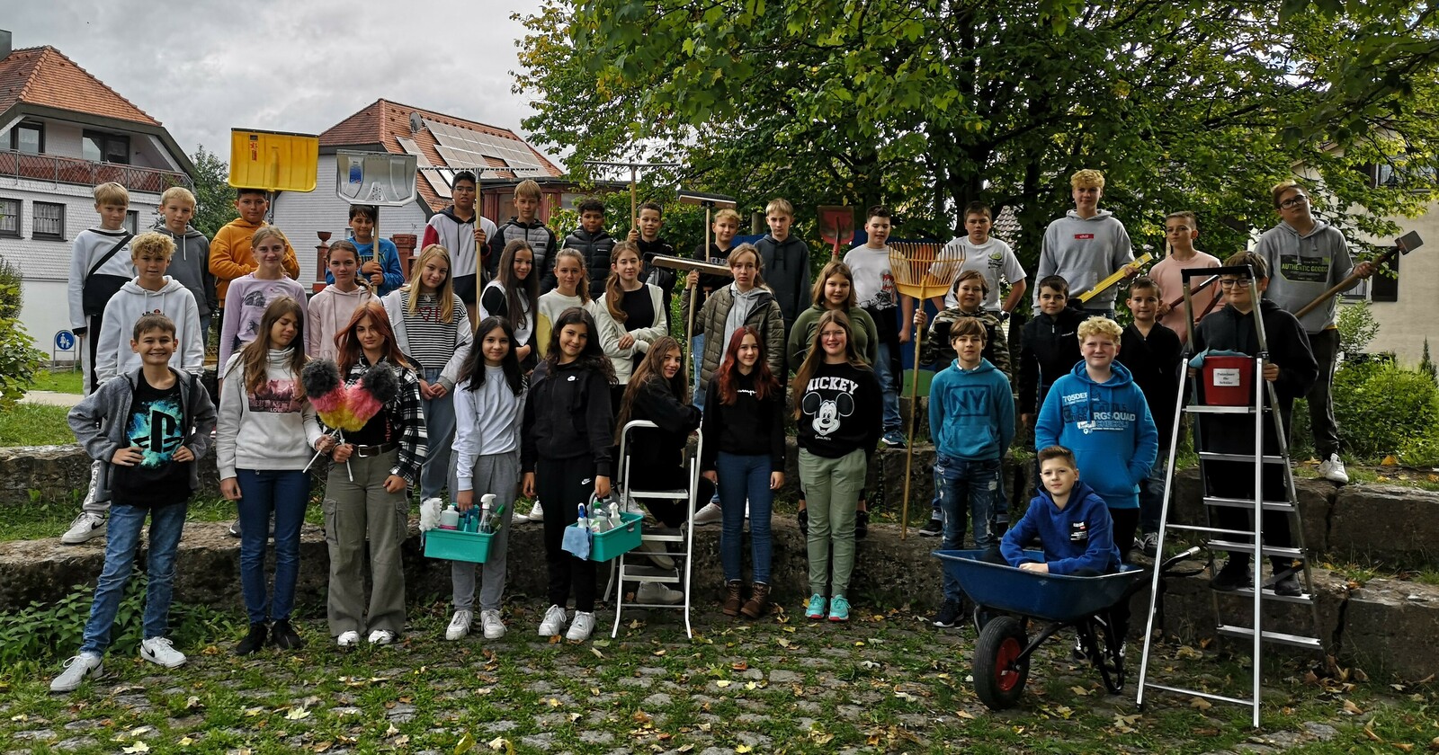 Die Irlandklasse ist einsatzbereit und bietet Ihre Hilfe an! 