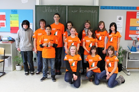 Die Irlandfahrer der Klasse 7 freuen sich auf Sie! Die Irlandfahrer der Klasse 7 freuen sich auf Sie!